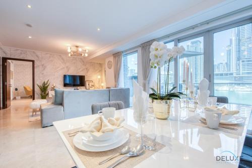 Stunning 1BR in Marina Promenade Dubai Marina by Deluxe Holiday Homes