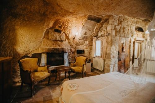 Melekler Evi Cave Hotel