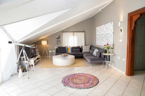 A&B Home Hotel - main image