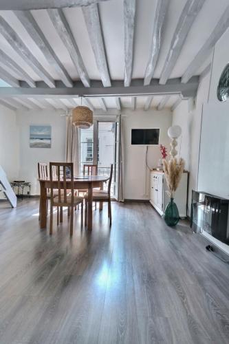 Le Kaleho grand Duplex Cosy au coeur de Dieppe - image 10