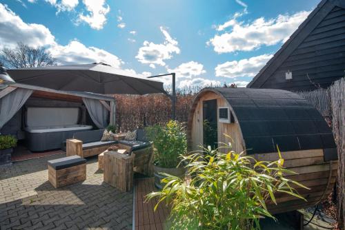 Сад, Hotel het Rietershuijs in Блокзижль