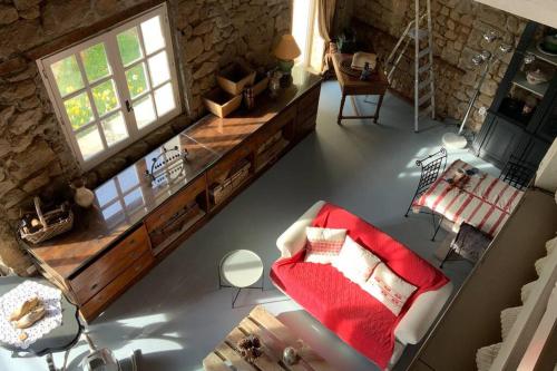 Gîte aménagé en loft dans la grange du Château