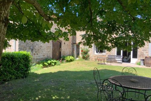 Gîte aménagé en loft dans la grange du Château