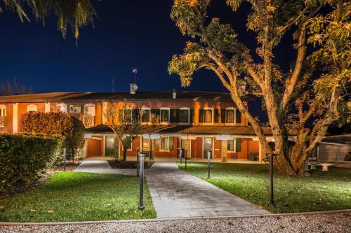 Hotel Residence - Il Giardino del Cigno