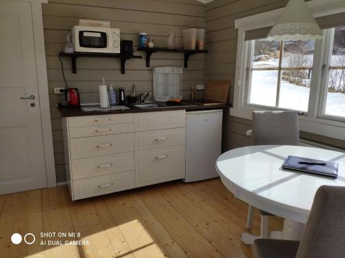 virtuve, Laugar Guesthouse in Laugara