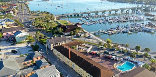 Historic Waterfront Marion Motor Lodge in downtown St Augustine - 숙소 외관
