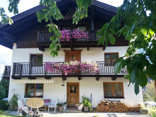 Ferienwohnung Tiroler Haus - Apartment - Sautens