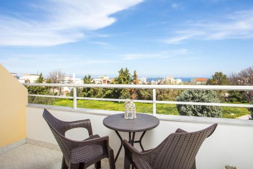 Dorothea Apartments - Self-Catering Accommodation 3