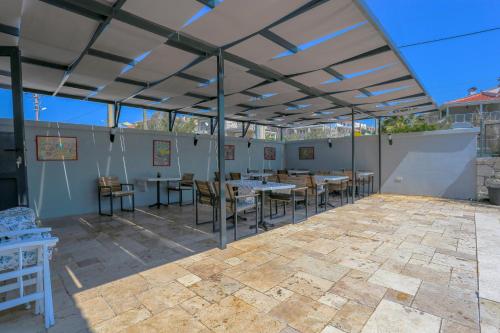 ANCHOR HOTEL - image 3
