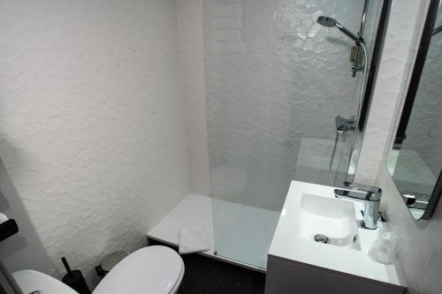 Hôtel Central - image 5