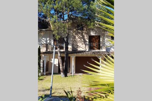 Lightfull & Relaxing Maison, 200 steps from paradise Karidi beach gîte à louer Metókhion Koutloumousíou