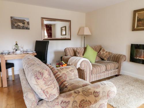 The Threshing Floor at Tennant Barn - image 3