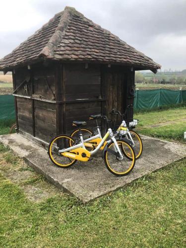 Holiday Home Rodjak sa sela Holiday Home Rodjak sa sela