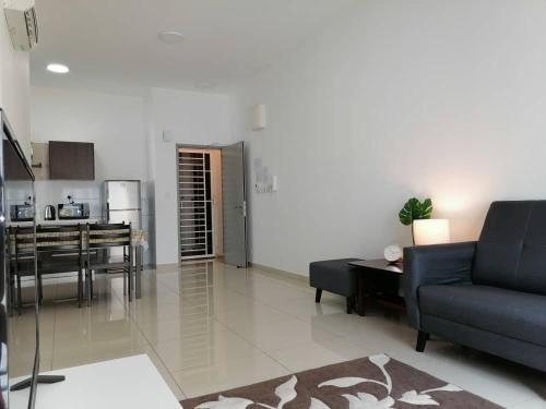 Mesahill Nilai 2 Room Condo - Fast wifi, Amazing Pool & TV Mesahill Nilai 2 Room Condo - Fast wifi, Amazing Pool & TV