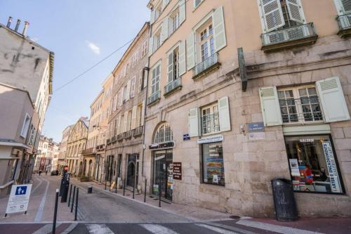 La veilleuse - Appartement au cœur du centre ville in Limoges