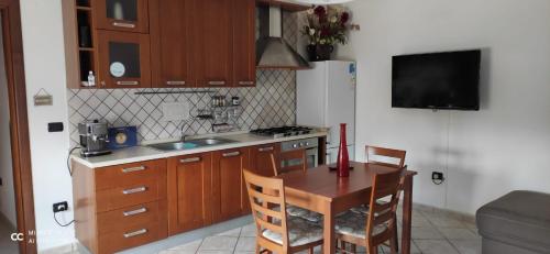Kitchen, Trilocale La Corte in Montaquila