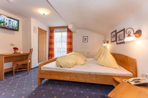 1 queen bed