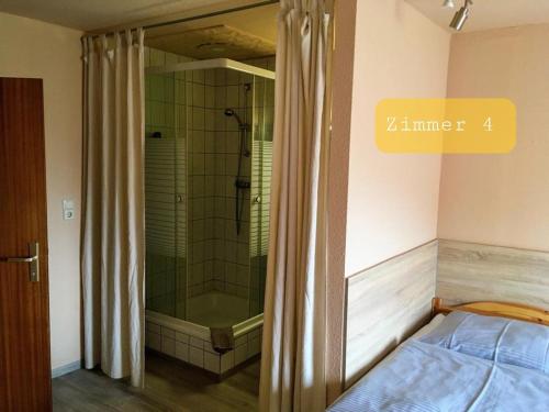 Triple Room with Shower