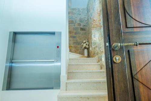 Entrance, Heritage Villa Vitturi Sea View in Kastela