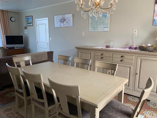 Iekārtas, Vakantie-woning in Sint Kruis