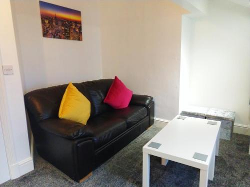 Derwent Street Apartment 3 - Self Contained - 2 Bed Self Catering Apartment