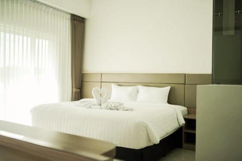 GRAND SAMOTA HOTEL Room Type - Deluxe Double or Twin Room GRAND SAMOTA HOTEL Room Type - Deluxe Double or Twin Room