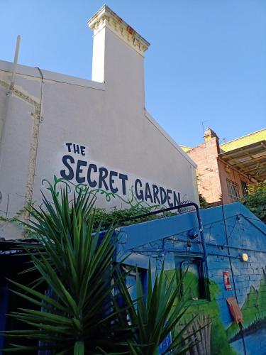 Secret Garden Backpackers Sydney - image 8