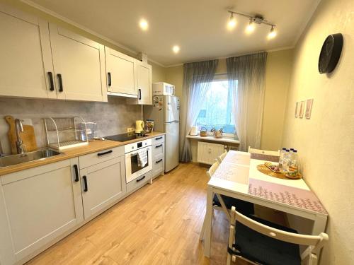 Cosy Home Apartment Lielvardes, free parking, self check-in, Rīga (photo 11)