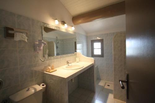 Hotel Van Gogh - image 4