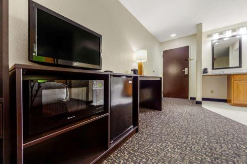 Sleep Inn & Suites Airport