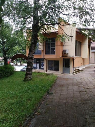 Кедър — Hotel in Sapareva Banya
