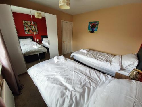 Beverley Central Townhouse Free Parking Sleeps 8