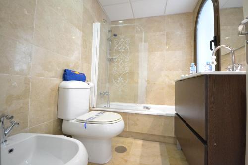 Apartment image 10