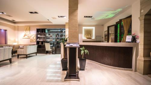 Forest Park Hotel - image 14