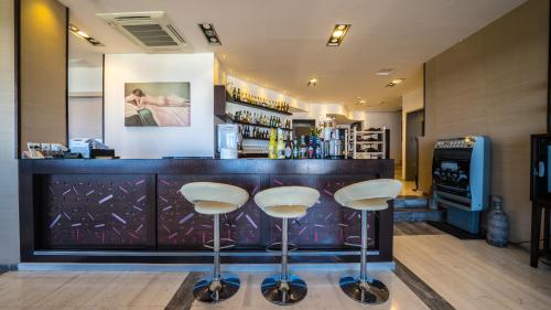 Forest Park Hotel - image 2