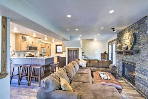 Inviting Irma Cottage with Silver Lake Access! in Tomahawk, USA
