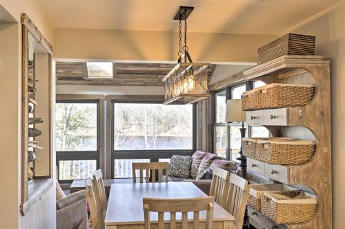 Inviting Irma Cottage with Silver Lake Access! in Tomahawk, USA
