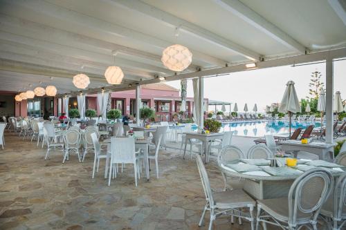 Restaurant, ASTRA Village Resort in Livathou