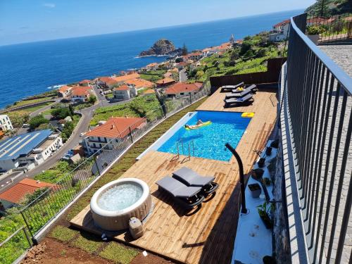  Casa das Escaleiras, Unterkunft in Porto Moniz