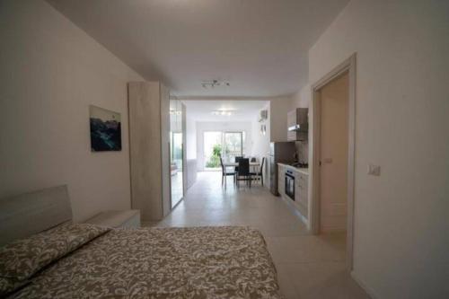 Gravina di Catania Apartments with Swimming Pool
