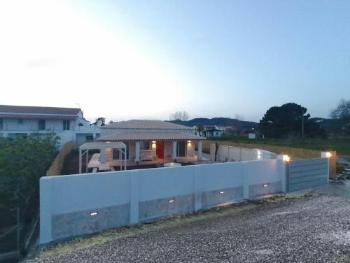 Villa Estia - private jacuzzi next to the beach