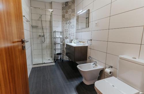 Authentic Porto Apartments - image 3