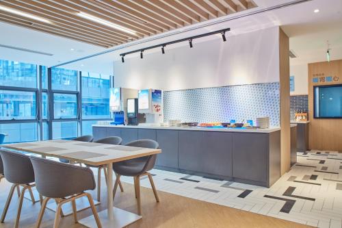 restavracija, Holiday Inn Express Hangzhou Jiuzhou By IHG in Okraj Yuhang – Avtobusni terminal Jiubao