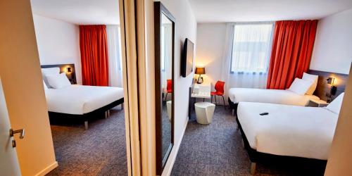 Kyriad Combs-La-Ville - Senart - main image