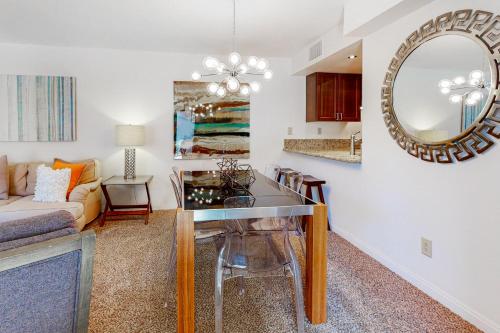 Caballeros Condo in Palm Springs, USA