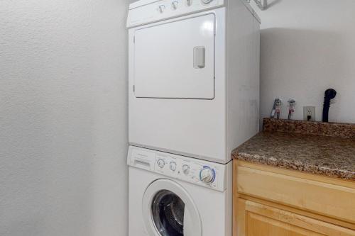 Caballeros Condo - image 4