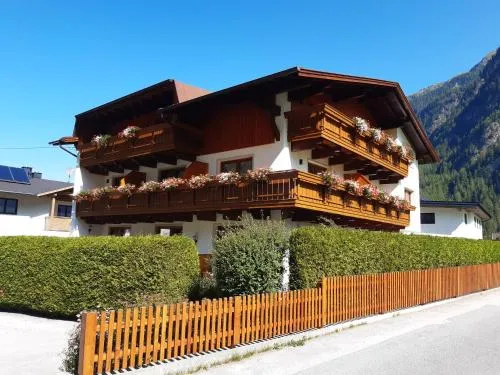 Gästehaus Helga in Längenfeld, Österreich