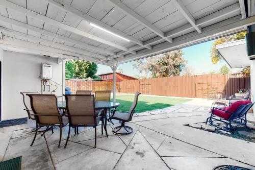 Tempe Time - Guest House - image 5