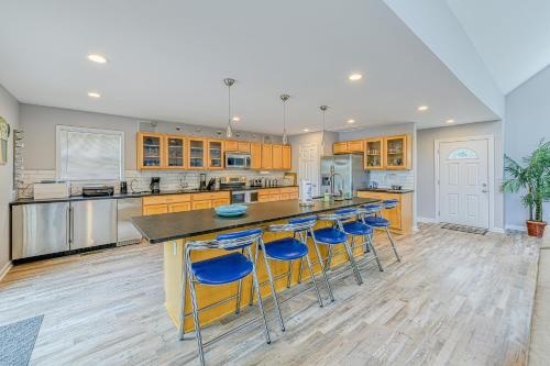 Hideaway Cove in Glenora, USA