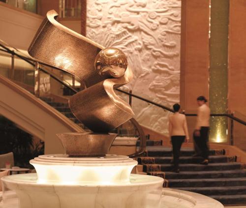 Shangri-La Hotel, Guangzhou